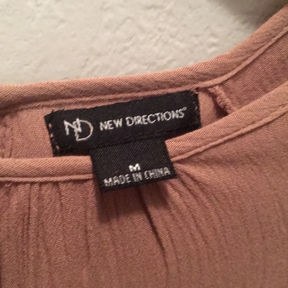 Short sleeve top- beige color - Picture 3 of 4